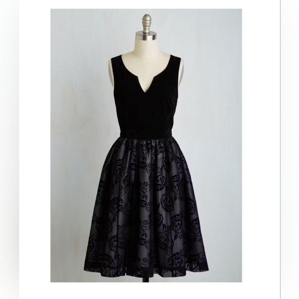 Modcloth Velvet Victory Dress Black Size XS Holiday Formal